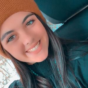 Meet your Posher, Kelli